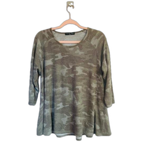 𝅺kim & Cami Camouflage Top